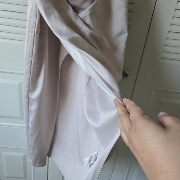 Babaton Spades Wrap Dress Nude Size 8 #024 - Picture 7 of 11